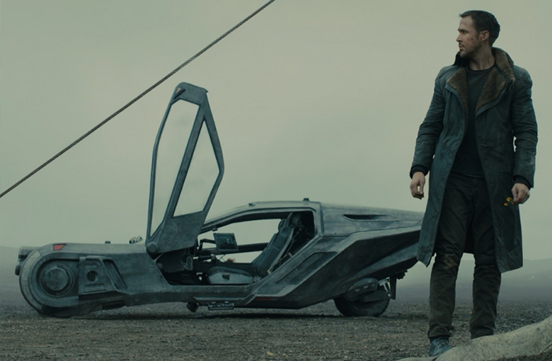 Exhibit CLeft: Robot Detective K (1973)Right: Replicant Detective K (2017)(Thanks to  @dammitjosh for making this connection!) #ロボット刑事