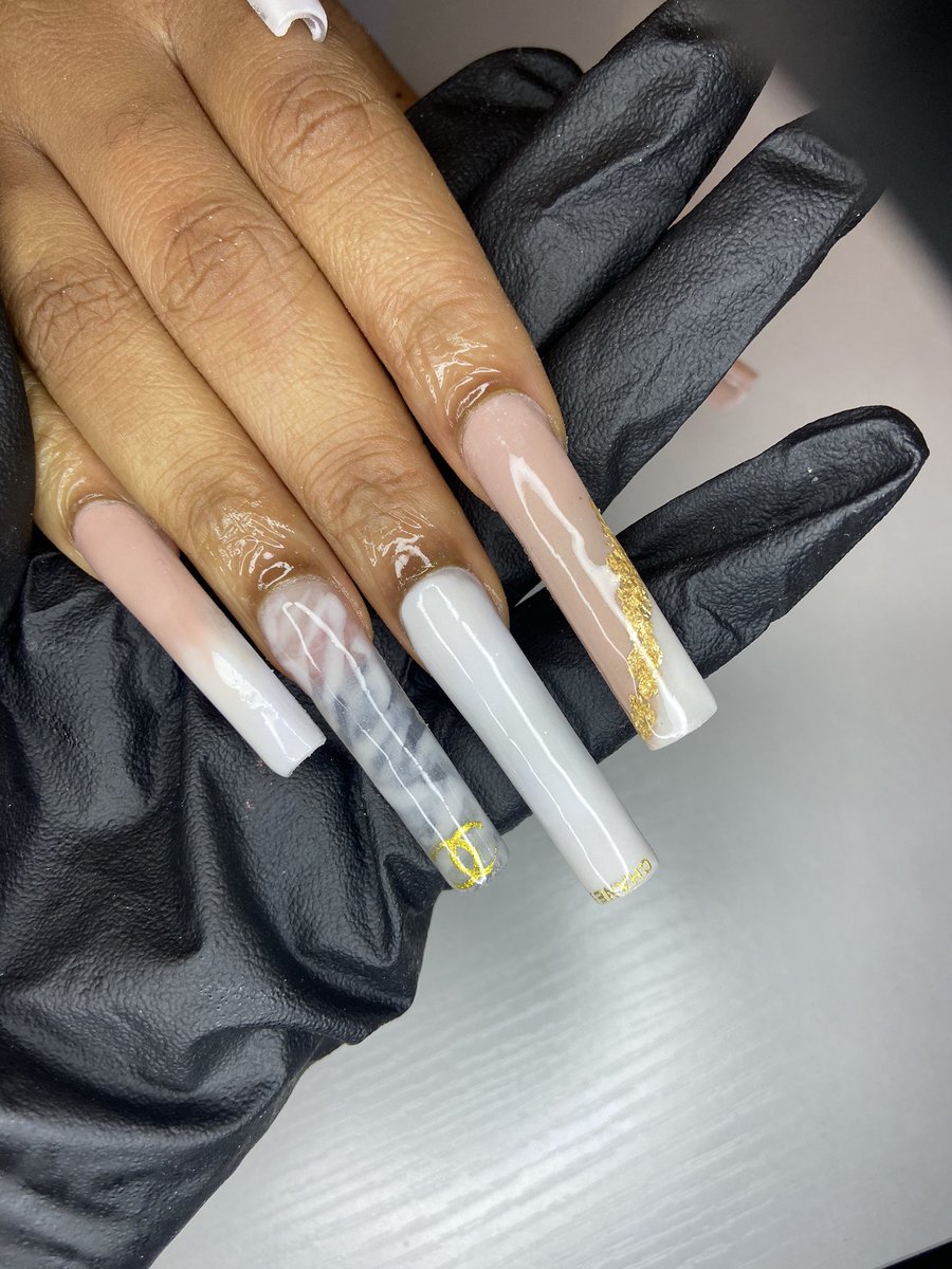 BriellaNeme's tweet photo. Follow my nail page on Insta guys @theacrylictuer
#nails #nailtech #ldnnailtech #talkswithAsh #talkwithash https://t.co/xCWvc3aBwN