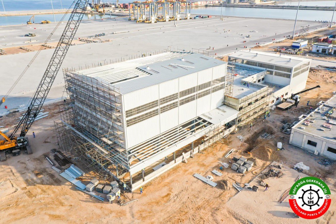 EyesSomaliland's tweet photo. #BerberaPort expansion nearing completion in #Berbera, the Republic of #Somaliland. 
#Africa
#port https://t.co/HljWpLkm5D