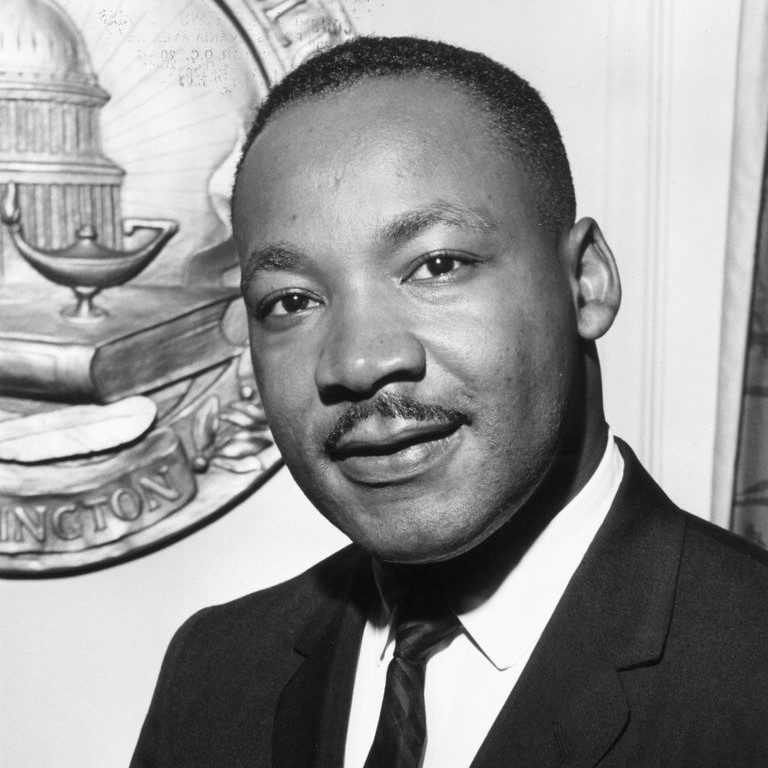 Chartwells_CUNE's tweet photo. "Be the peace you wish to see in the world!" Martin Luther King Jr.

Have a blessed Monday, Bulldogs! Keep spreading love around the world.

#MLKDay #lovechartwells #cunedining #snapcune #loveandpeace https://t.co/kyvEKsTJjO