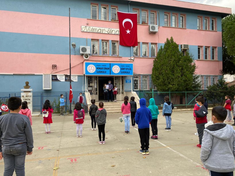 ilkokulu_mimar's tweet photo. #sarigoldeegitim
 
@mdikici45

@tcmeb

@SarigolMEM

@il_mem_45

@ziyaselcuk

@EbAveyn

@ilkokulu_mimar https://t.co/bhuOrC1cIP