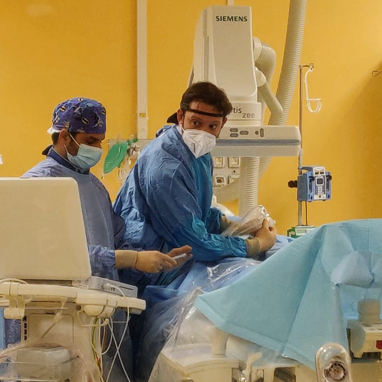 vibre_io's tweet photo. In collaborazione con @SantAnnaNotizie , è partita una sperimentazione per l'applicazione delle nostre interfacce neurali nella misurazione di stress, affaticamento e performance degli operatori sanitari durante gli interventi di angioplastica coronarica.
Una grande emozione ❤️ https://t.co/r4WBVl7F3h