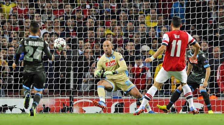 A few weeks later, the German maestro scores a memorable goal in the UCL vs Napoli.