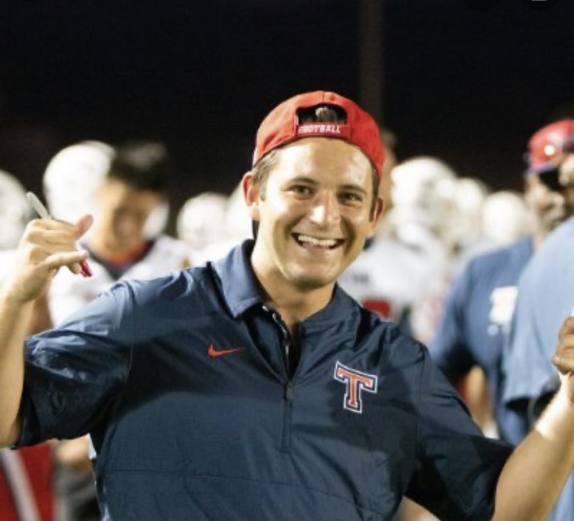 TesoroFootball's tweet photo. Our Tesoro Football Community has suffered a huge loss. Former player &amp; coach Justin Matlin has passed. Everyone enjoyed being around him and seeing that big smile of his. He had a gift for coaching kids and he loved doing it. Justin will be missed tremendously. https://t.co/2WkA3Eodyo