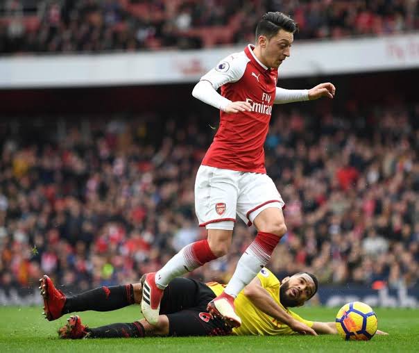 Özil then signed a new deal and became the fastest player to reach 50 assists in PL history after he assisted a goal vs Watford.
