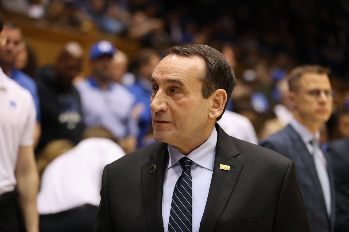ESPNInsights's tweet photo. Today's poll is the 1,213th in AP history and just the 14th time that Duke, Kentucky and North Carolina are all unranked. 

The last time that happened was on Dec. 18, 1961 - when only 10 teams were included in the AP Poll each week. https://t.co/OZ8pRtnCie