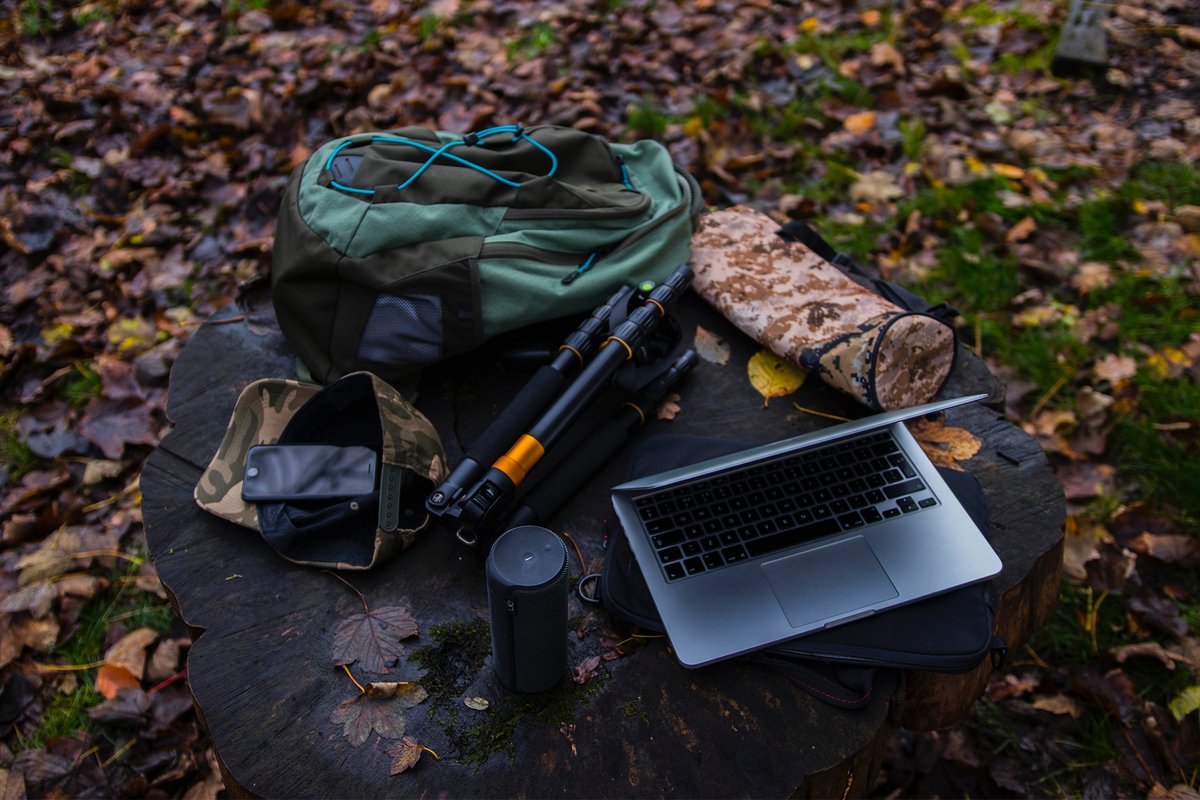 TrailerParksCan's tweet photo. Let's talk tech! Do you bring your electronics with you when you camp? Do you need WiFi? Or do you prefer an unplugged experience, closer to nature?

#techtalk #techtuesday https://t.co/jzZ8JgAbes