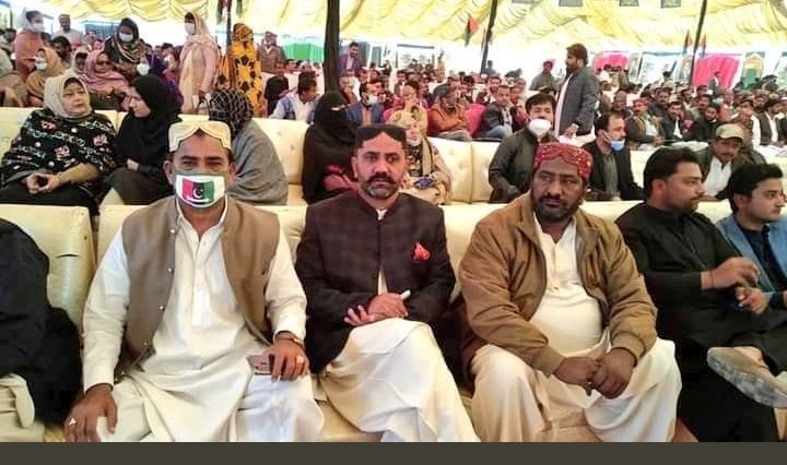 bilawal_jeay's tweet photo. Today Chairman #PPP @BBhuttoZardari  distributed allotment letters of 1024 Flats to industrial workers at Sukkur.
#MazdoorKaBhuttoZindaHai https://t.co/25HNgtlyc7