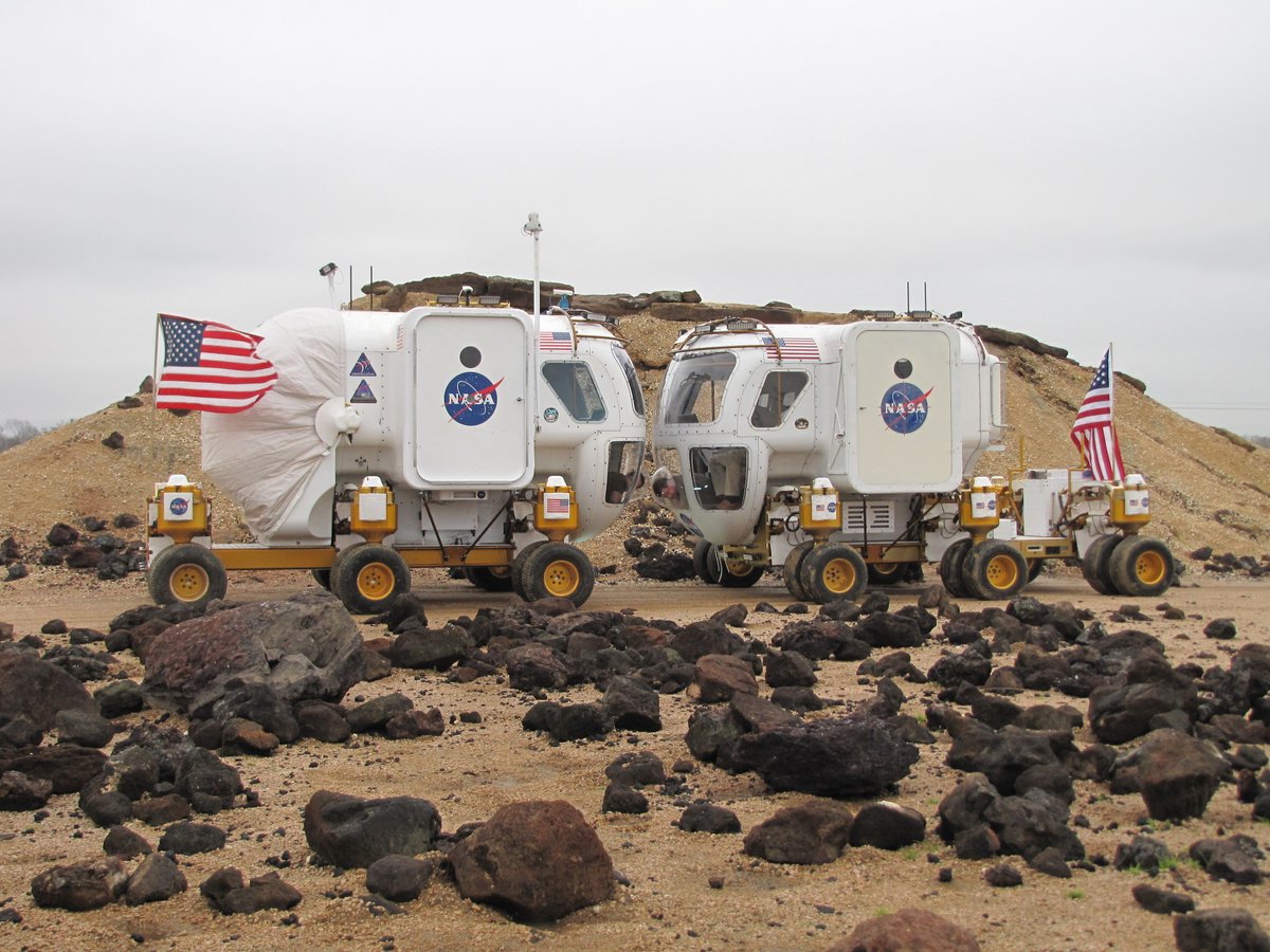 We had less than 2 months to prepare for the Inauguration.We had just finished the 2nd SEV & I was averaging over 80 hrs/week.The SEV is the size of a small pickup truck, it has 12 wheels, & can house 2 astronauts for up to 2 weeks. The SEV consists of a chassis & cabin module.