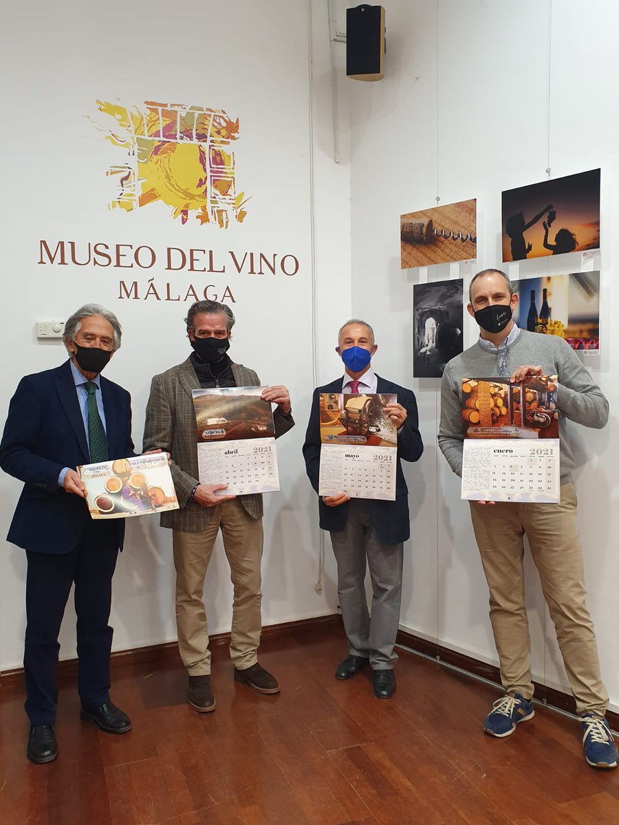 Presentación virtual hoy del calendario 2021 de <a href="/Apidma/">Chimeneas de Málaga</a> en <a href="/MuseoVinoMalaga/">MuseoDelVinoMálaga</a> con <a href="/victorggpp/">Víctor González</a> <a href="/vinos_malaga/">Vinos de Málaga</a> Patrimonio Industrial Vitivinicola en Málaga
