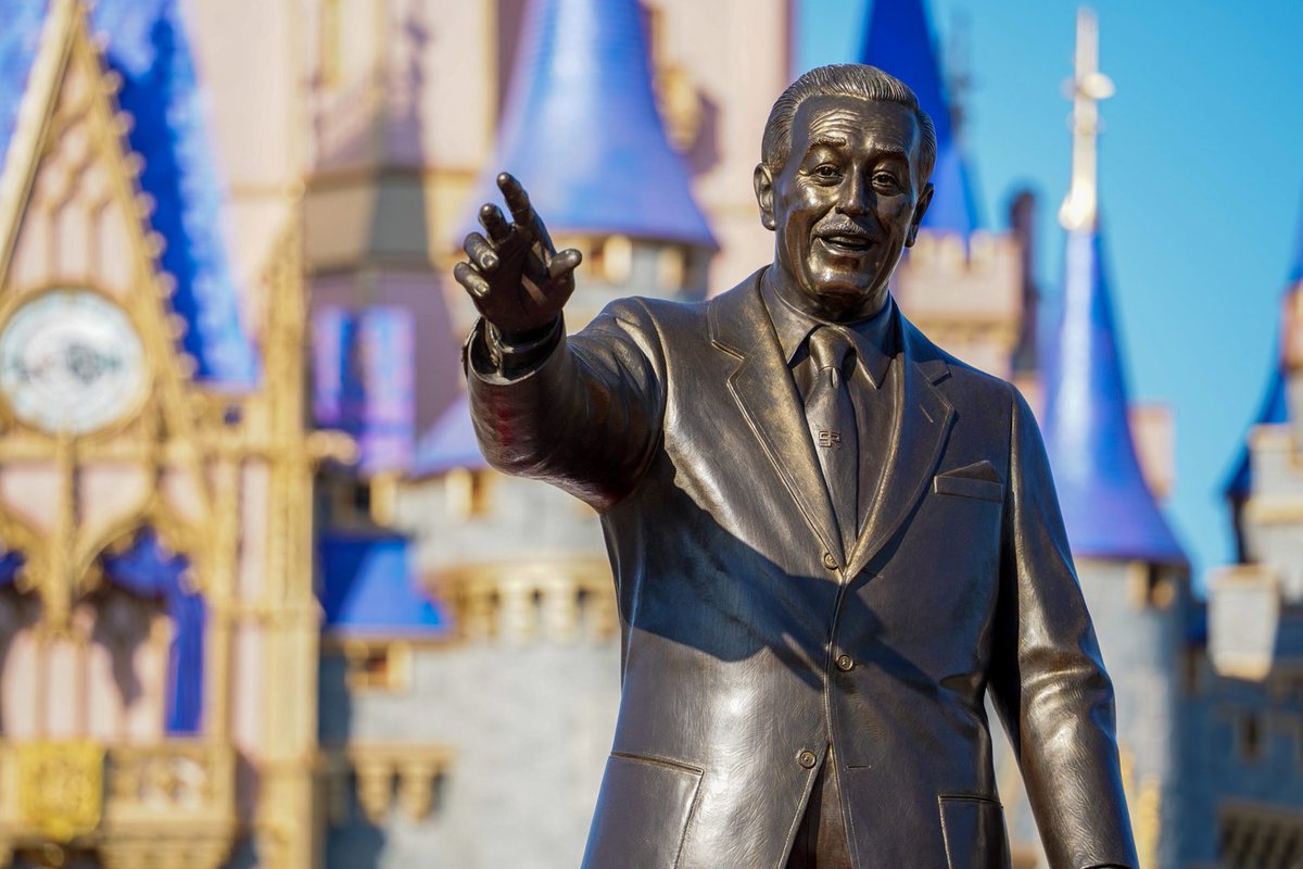 WDWNT's tweet photo. President Trump Includes Walt Disney Statue in “National Garden of American Heroes” List

https://t.co/PP9CC7BHij https://t.co/Kr9Moaq4st
