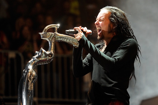 Happy birthday Jonathan Davis (Korn) !
(Born 18.1.1971) 