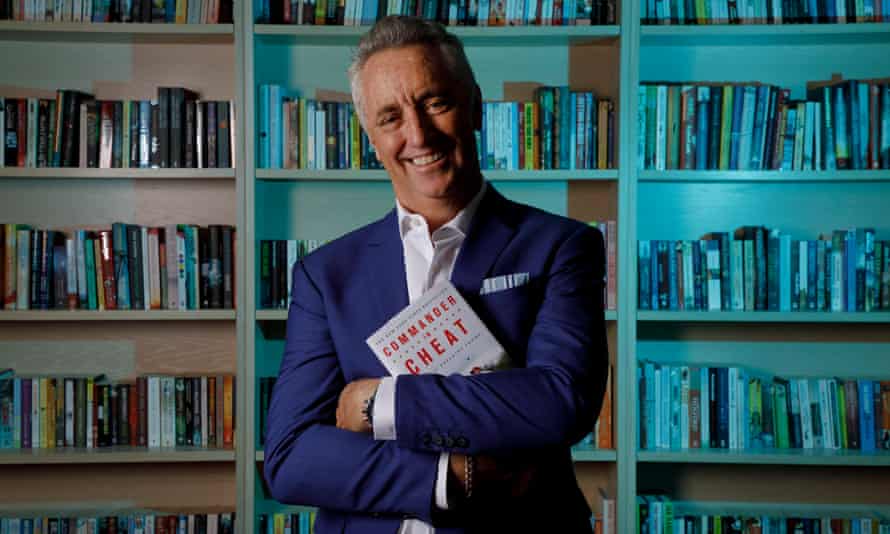 ICYMI: <a href="/bovanpelt/">Bo Van Pelt</a> + @FarrellEvans75 had an entertaining talk with <a href="/ReillyRick/">Rick Reilly</a> about his book COMMANDER IN CHEAT on the pod. All 3 of these fellas have had personal encounters with Trump and have some hilarious stories to share.
podcasts.apple.com/us/podcast/icy…