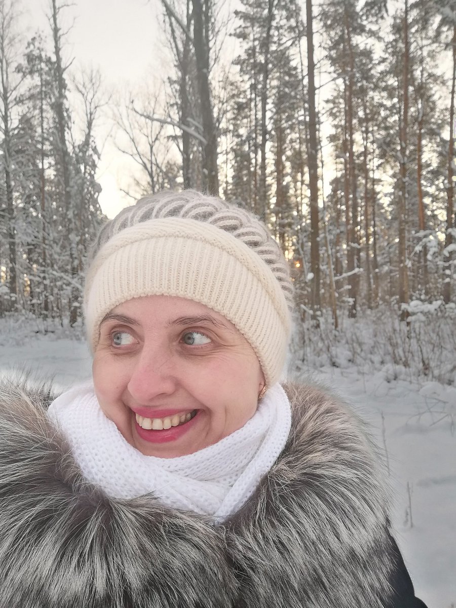 AnisevaPa's tweet photo. Ляпота! Морозец, белая зима, свежий воздух! - 20! Радость! Зимний лес завораживает! Созерцаю с восторгом уже неделю. Вдохновение! :) https://t.co/ZGAqII5yyk