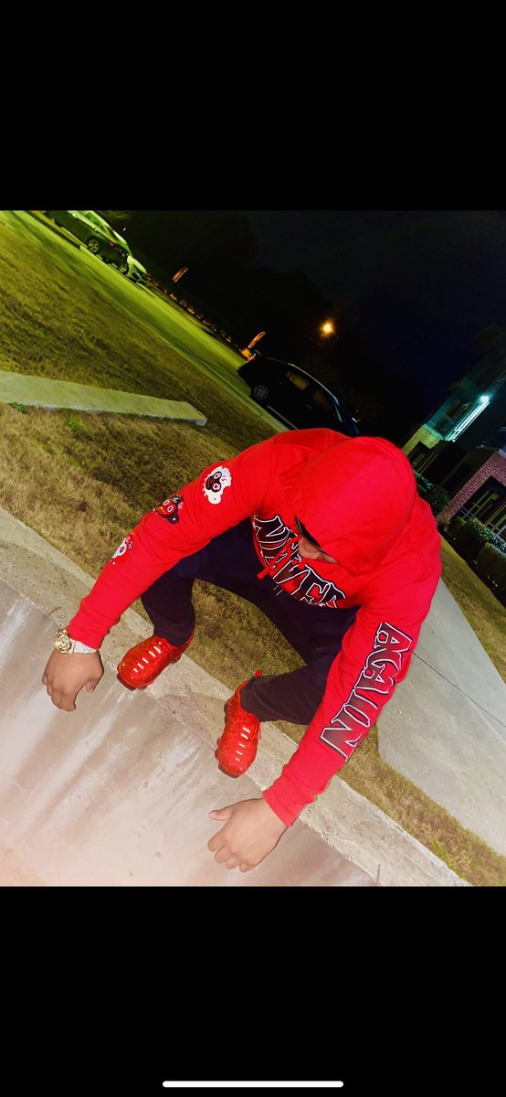 IceCole17's tweet photo. 🔴👁... #ALLIN https://t.co/BZ5RPLq6FF