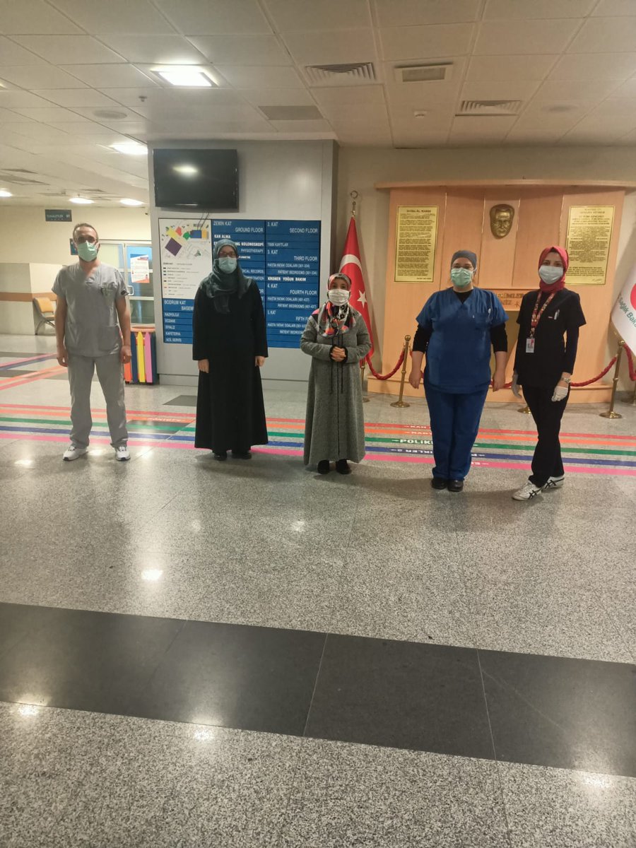 akkadin_sakarya's tweet photo. İl Kadın Kolları Başkanlığımız koordinasyonunda ilçe kadın kolları teşkilatlarımızla, salgın sürecinin en önemli aktörleri olan kıymetli sağlık çalışanlarımızı unutmuyor, bir nebze de olsa onlara destek olmaya gayret ediyoruz.

Çünkü onlar bizim kahramanlarımız 💐

📍Adapazarı https://t.co/KtRuOBopMW