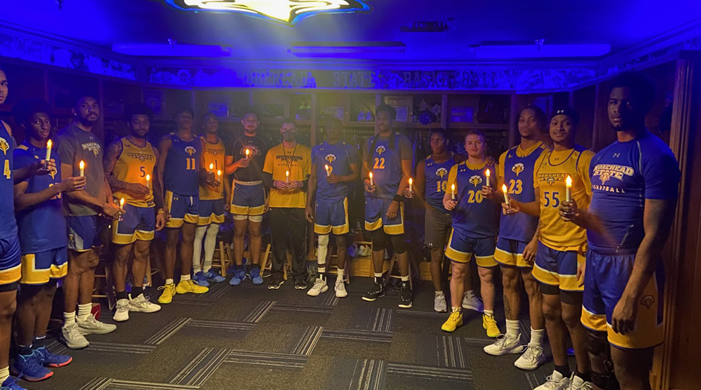.<a href="/MSUEaglesMBB/">Morehead State Men's Basketball</a> is letting the light shine to celebrate Martin Luther King Jr. Day and the I Am The Light Campaign at Morehead State. <a href="/EDEC_MSU/">EDEC</a> <a href="/CAB_MSU/">Morehead State CAB</a> 

#IamtheLightMLK2021