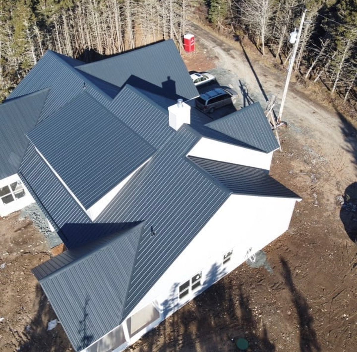VicwestBP's tweet photo. Incredible new construction project in Lower Three Fathom Harbour, Nova Scotia by Future Design Builders and installed by Ruggles Construction.  Featured here is Vicwest Ultravic matte metal roofing. #metalroofing #vicwestbuildingproducts https://t.co/JnapZVFZLm