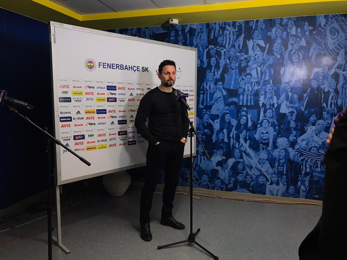 Bilgilendirme | Teknik Direktörümüz ve oyuncularımız kurallar doğrultusunda maç önü ve maç sonu röportajlarına katılmışlardır. 
Röportajların şu ana dek yayınlanmamış olması yayıncı kuruluşun tercihidir.