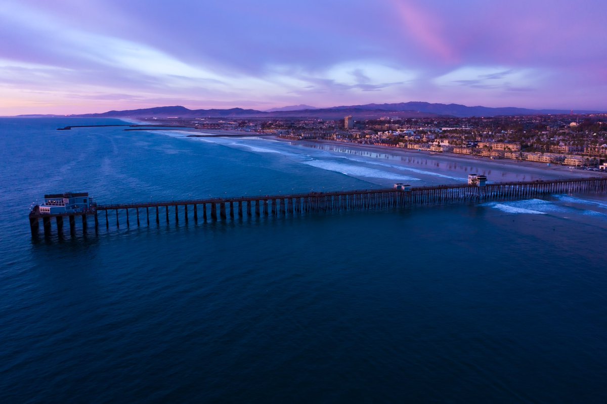Zxckery's tweet photo. Oceanside, California 🎈 

Sometimes you forget how lucky you are to be born somewhere :) https://t.co/wOE2CemC2o