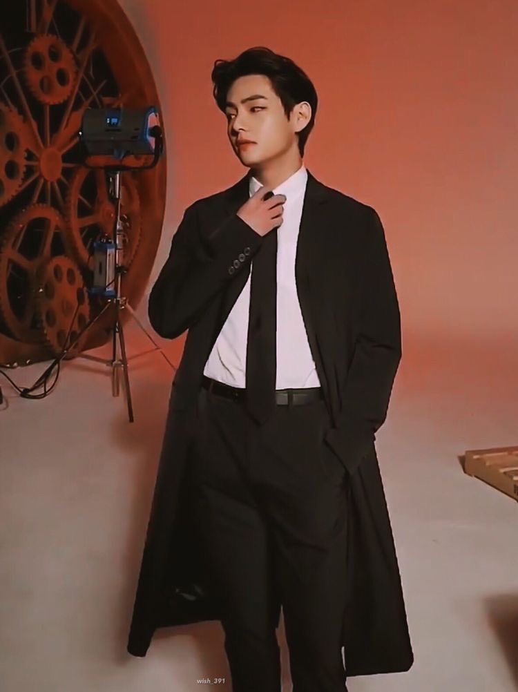 THE SLICKED BACK HAIR IS EVERYTHING