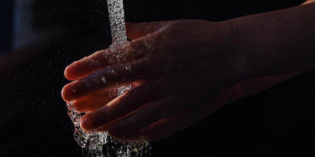 “Keep Scrubbing!” This photo, taken by @tommygrealy of his 5-year old son washing his hands, was submitted for our annual photo contest. This year's theme was #InthisTogether - by acting together and focusing on hand hygiene, we can all help reduce the spread of #Covid 📸