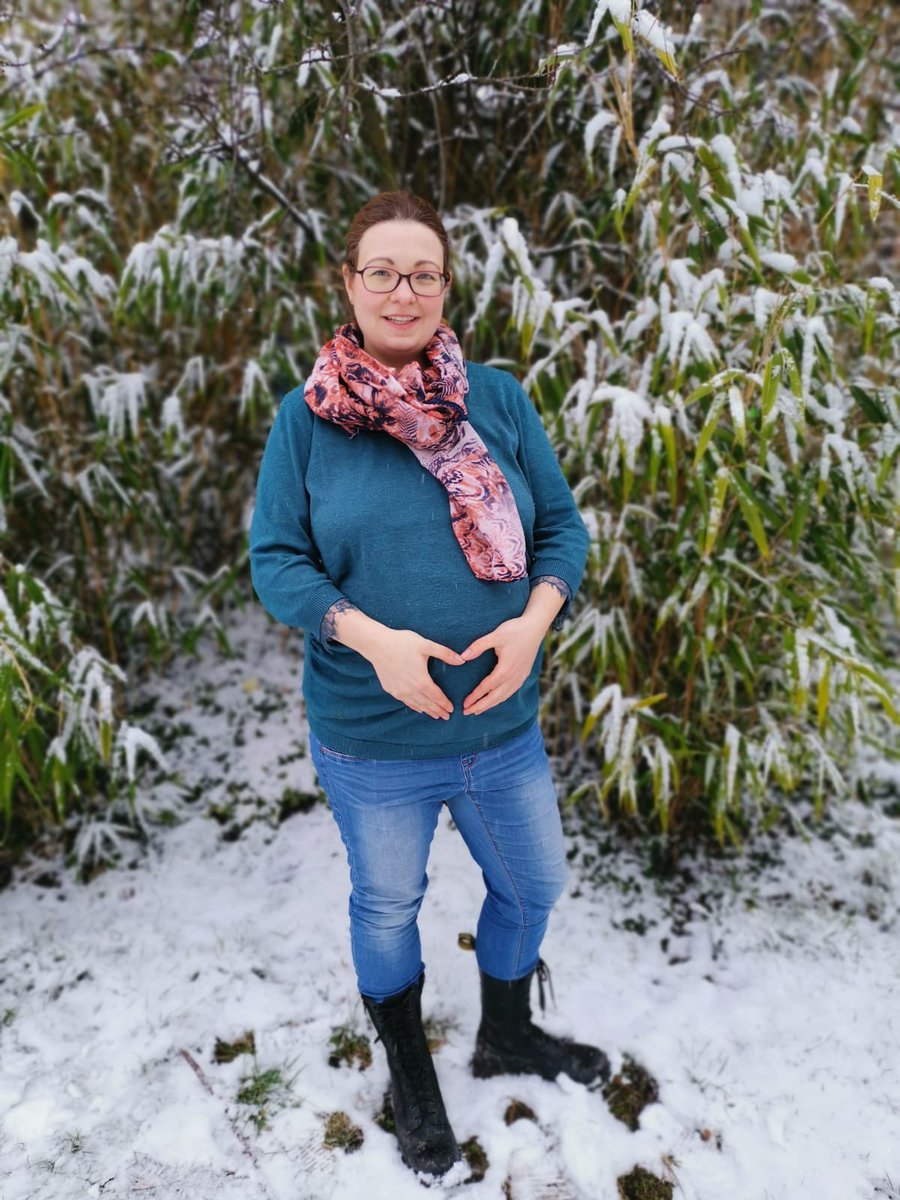 makeupbyjeshi's tweet photo. Bild von Gestern im Schnee.
Heute endlich SSW37 erreicht und damit der 10te Monat. Warum ist der letzte Monat der anstrengendste und langweiligste zu gleich...
#ssw37 #pregnant #10Months #cantwait #schnee #snow #outside #bambus #garten #curvey #soonmomoftwo #february2021 #baby https://t.co/cJIwhlSuFJ