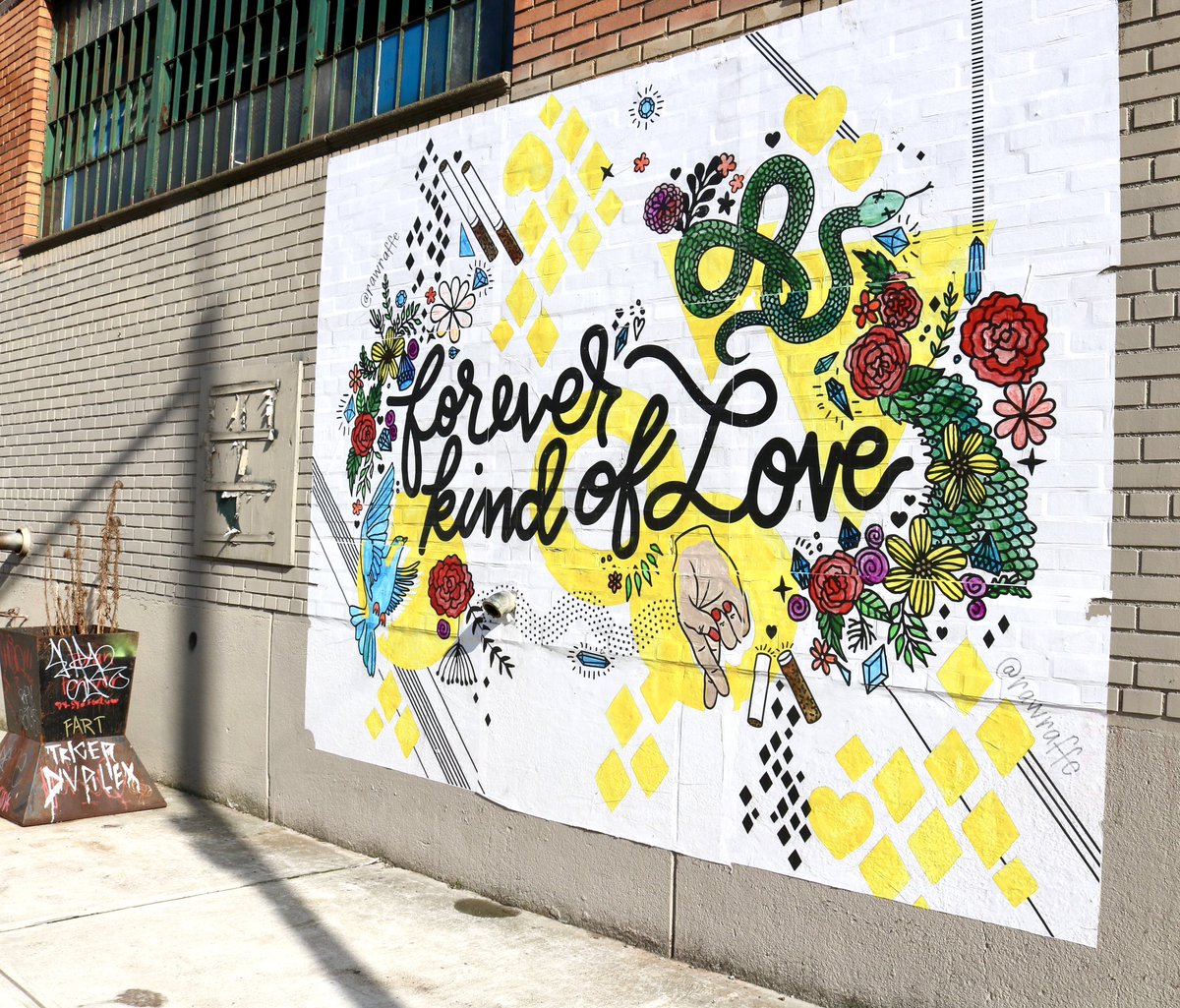 “Hate cannot drive out hate; only love can do that.” - Dr. Martin Luther King, Jr.

Mural by Charmene Rina Khadivi
#Martin Luther King #leadership #eastwilliamsburg