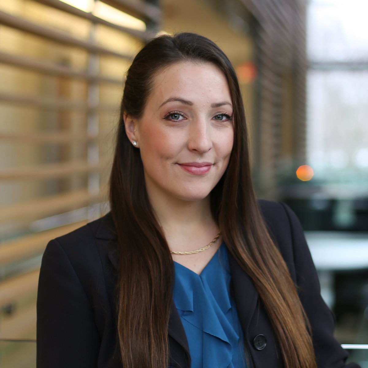 QueensUHealth's tweet photo. What is tokenism &amp; how is it harmful to racialized folks who experience it? FHS Indigenous recruiter @CortneyClark  talks about her daily experiences with tokenism &amp; the toll it can take. 

➡️ https://t.co/6cmrIiuHp2

@QueensuFamMed @iamcelinacc @braindrum @HREOQueens https://t.co/cht4ozSL9Z