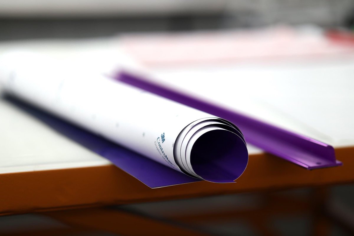 As our customers can attest, premium-quality graphics and consistent top-of-the-line inks will strengthen your professional image.  All things that will keep your graphics looking brand new, years after installation. #lowencolorgraphics #fleetgraphics #vinylgraphics #3Mgraphics