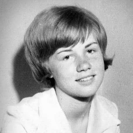 She grew up with 9 siblings in a 2 bedroom apartment in New Jersey. Her parents slept on a couch in the living room. She had dyslexia as a child and one of her teachers, Sister Stella Marie told her she'd always be stupid. Barbara's mom had a great response?