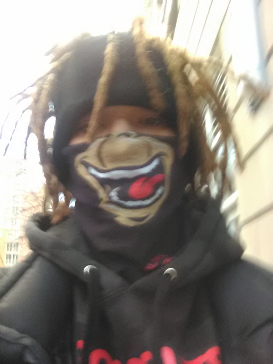 jus_blazed911's tweet photo. 1 1/2 years #dreadication https://t.co/fGu6zZWBSE