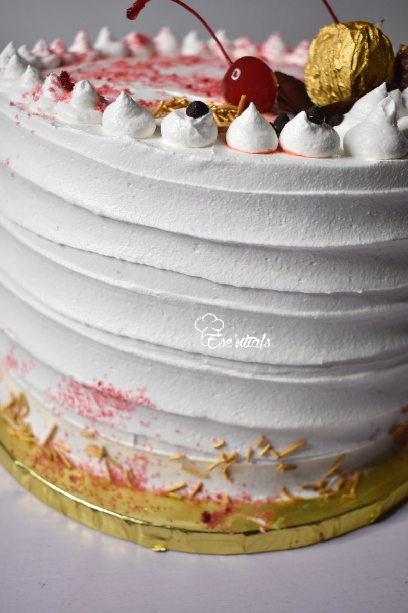 esedidi's tweet photo. Team whipped cream or Buttercream?
#AbujaTwitterCommunity
#abujastreets
#abujabaker
#abujacakeplug
@abujaplug
@theKapitalPlug
@abujastreets https://t.co/Q8X0jpEXRd