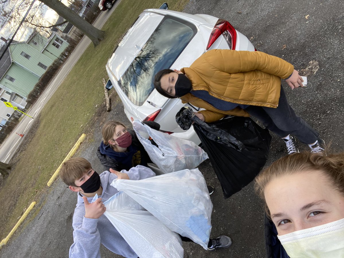 Christina Dahl tweet media
