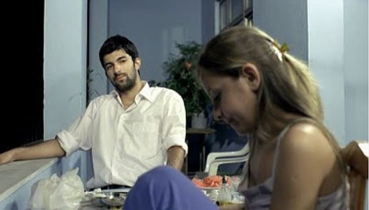 ervahsal's tweet photo. - Naber Uğur?
- İyidir.

Kader (2006) / Zeki Demirkubuz https://t.co/Qp7S7kmfKA