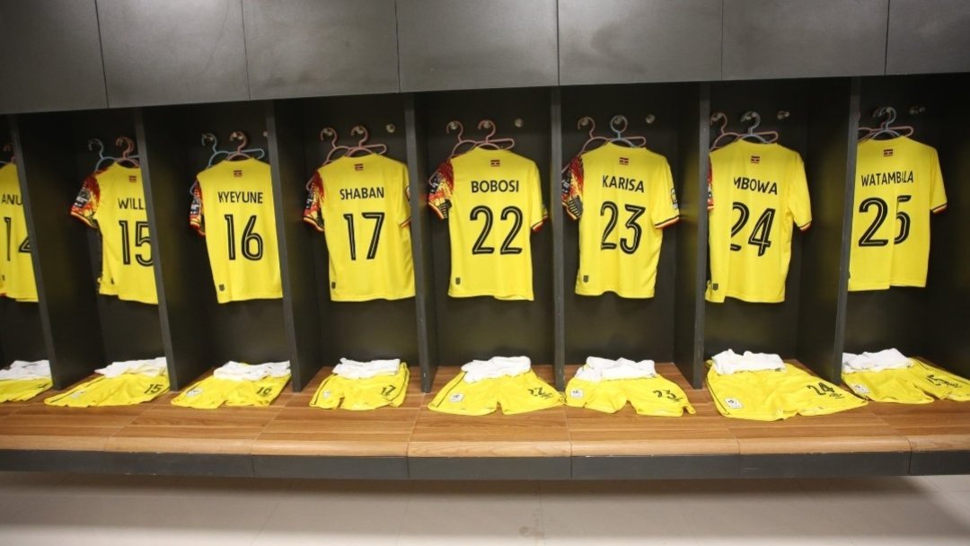 ElaguAkello's tweet photo. The Uganda Cranes Jersey has spoilt everything for me  #RWAUGA https://t.co/XeQKNkBTur
