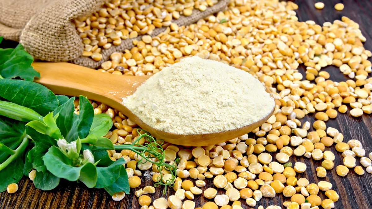 Alltech's tweet photo. With increasing concerns surrounding pesticides, deforestation &amp; gas emissions, the need for alternative protein sources has become clear. Rethink the future of animal feed &amp; look beyond traditional proteins for more sustainable solutions. 
https://t.co/eIRBJUhqQF #PlanetofPlenty https://t.co/1cwbhBaJf6