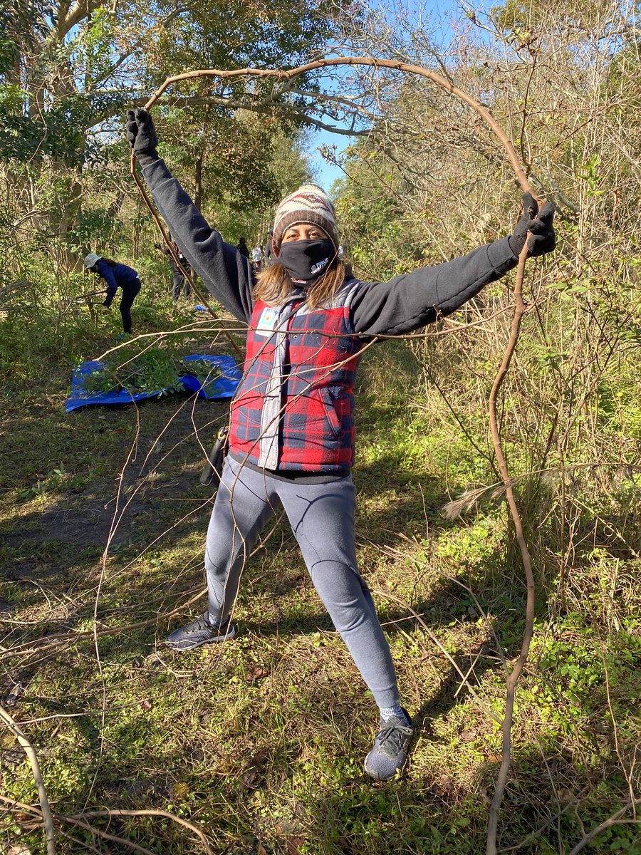 <a href="/HandsOnOrlando/">Hands On Orlando</a> volunteers celebrate the life and legacy of #MartinLutherKingJr. Our 21st annual #MLK Days of Service engaged people of all walks of life in hands-on positive ways. #StrongerTogether #Orlando. #volunteer
