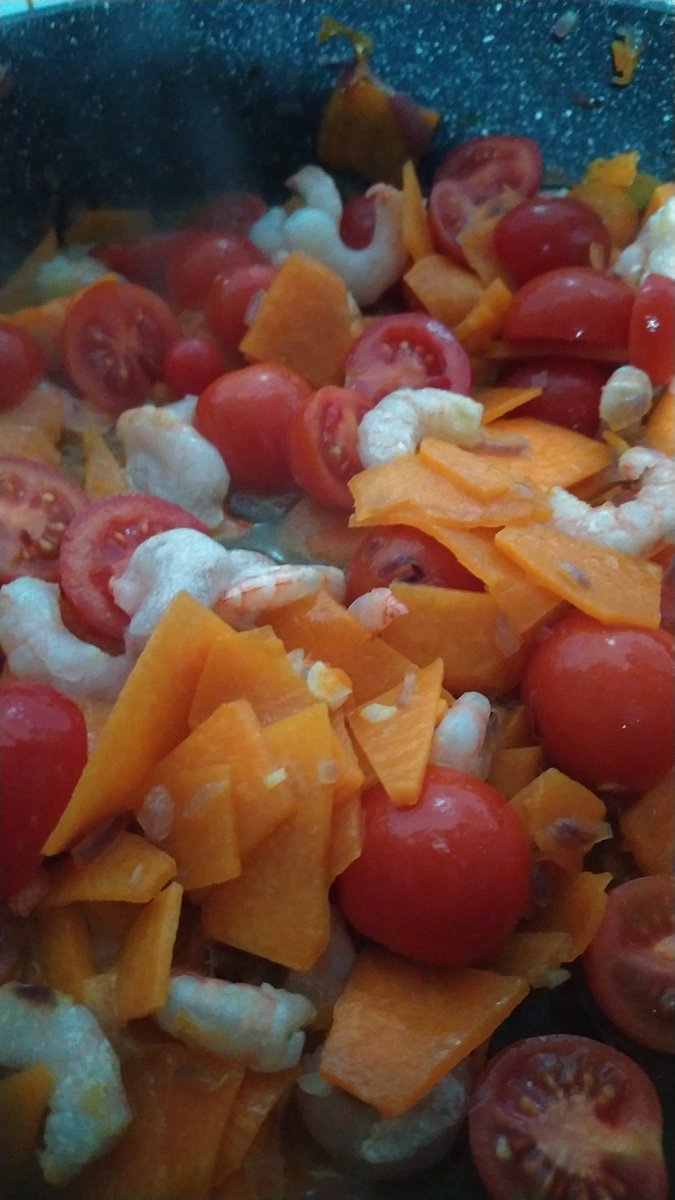 Lericdelcuoseg's tweet photo. https://t.co/1C7u1tKqCE
#ricette #recette #recipe #recetas #rezept #cucina #mangiare #pannadacucina #gamberetti https://t.co/WH4oH9qZIN