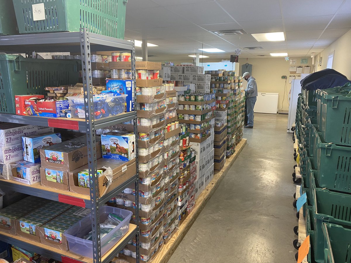 AdamBurnistonWX's tweet photo. I stopped by the Amen House in Georgetown to talk with them about what they need as they’ve seen an increase in the number of people they serve but a decrease in donations. Catch that story at 4 &amp; 6 on @WKYT: https://t.co/LM1s0pVArz https://t.co/NaKCdhCLqo
