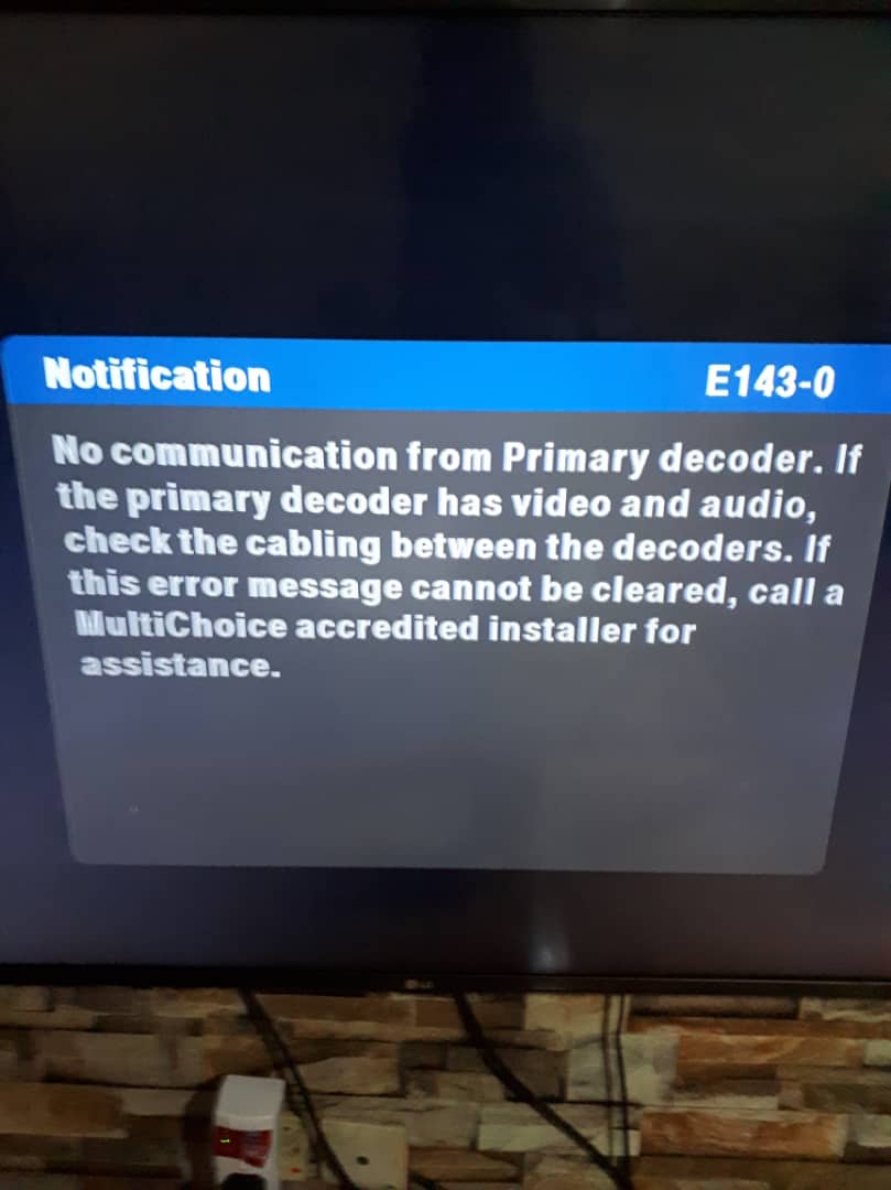 azokom1's tweet photo. @DStvNg I need you to help me ratify the below error message on my screen. This is my smart card number 1046316889. https://t.co/aLfVscXn11