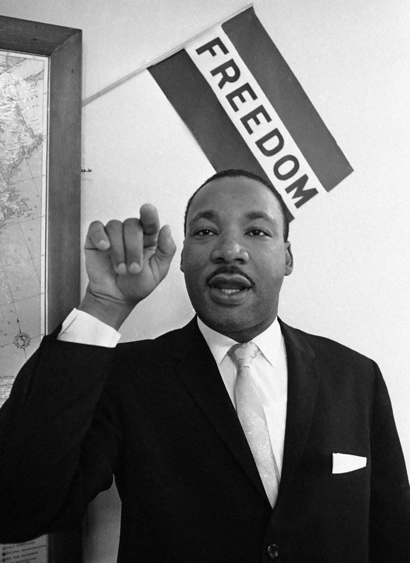 ubpusl's tweet photo. β Injustice anywhere is a threat to justice everywhereβ - Reverend, Martin Luther King JR.
#MLKDay #BlackLivesMatter #USLBPA #Equality https://t.co/IoDoBjvcfh