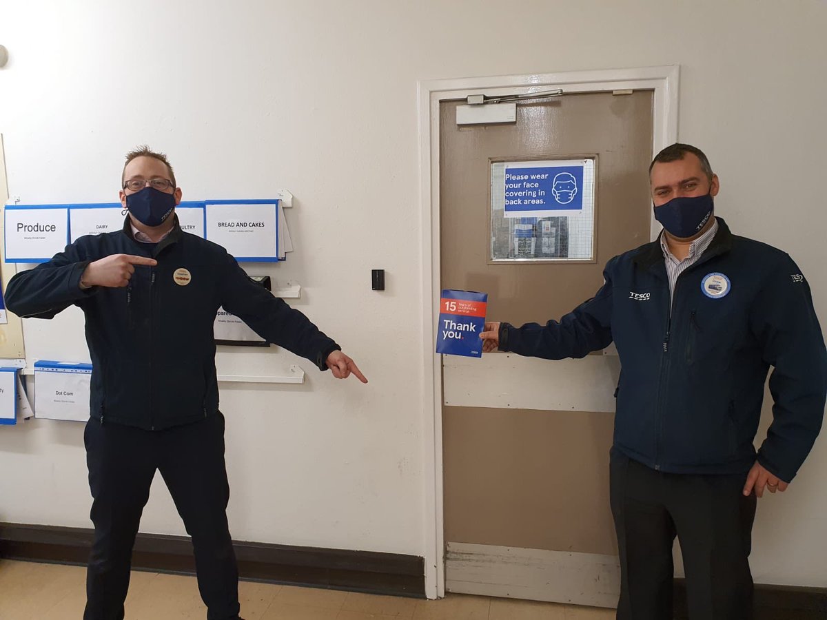 Congrats to my stock and admin manager <a href="/dvint45/">Drew vint</a> on his 15 years service. Well done and thanks Drew! <a href="/Samsanderson10/">Sam Sanderson</a> #tescobletchley #longservice