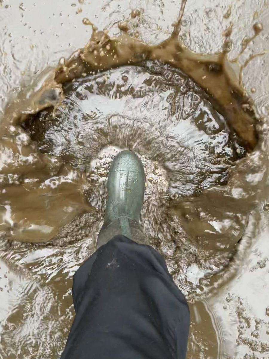 You’re never too old for a splash in a #puddle. 💙