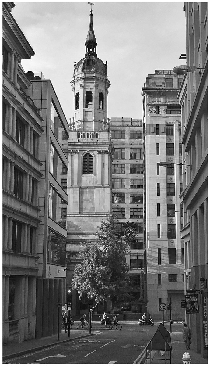 ...and today, somewhat marooned by the busy freeway and left behind when London Bridge was rebuilt 50 yards or so further west