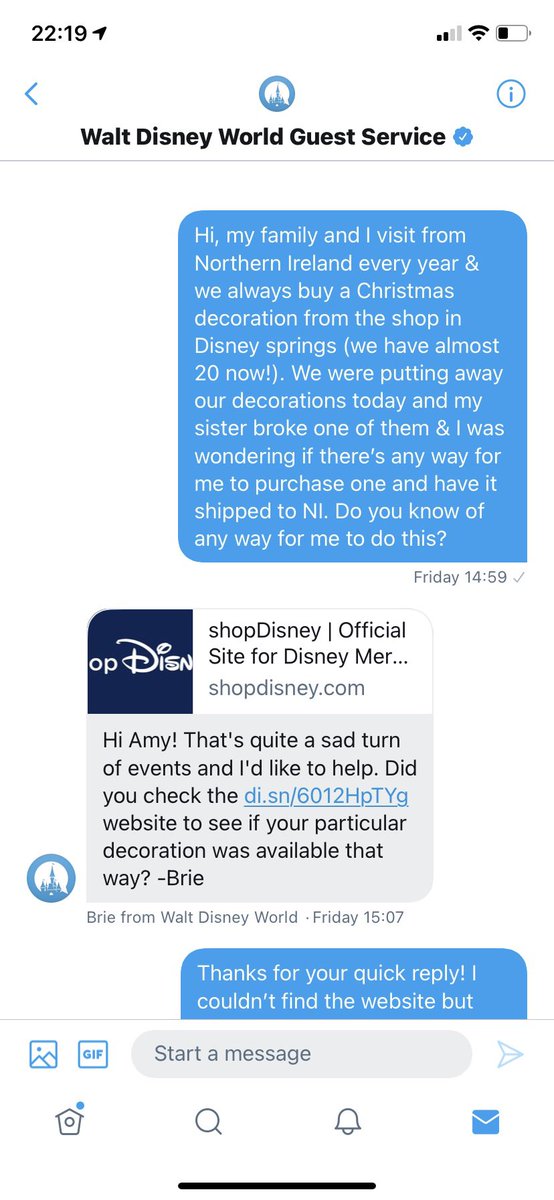 amysalter23's tweet photo. my fam have collected Disney Christmas decorations over the last 20 years &amp; this year one of them broke 🥺 but the most magical parcel arrived today from @WaltDisneyWorld, thanks to @WDWGuestService sending it out, free of charge, as a surprise for my fam 🥺💖 https://t.co/tBAUqU3Bfn