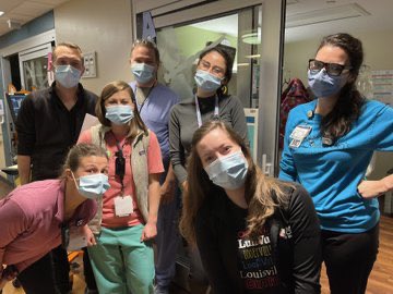 For #MLKDay we discussed what we could do for #medEquality and how we could improve our NICU community. We decided we would call parents during rounds and include them instead of updating them after. I think the parents loved it!
<a href="/SpringateMD/">Julie Springate Spalding, MD</a> <a href="/prestonsimm/">Preston Simmons, MD (He/Him)</a> <a href="/CaMoore28/">Carrie</a> <a href="/dr_shelbye/">Shelbye Schweinhart</a>