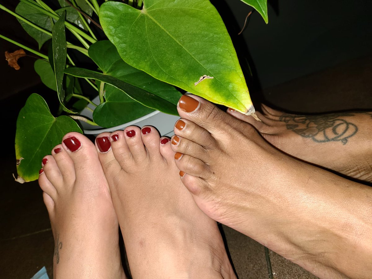 ColorfulFeet's tweet image. #foot #footfetish #toes #footfetishnation #soles #footsoles #footporn #footgoddess #foottattoo #footfetishgroup #feetpics #footpicsformoney #footpics #feetfetishworld #feetformoney #feetlovers #prettyfeet #footfetishcommunity #toesfetish #prettytoes