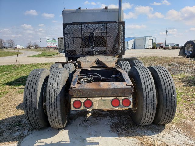 semitrucks's tweet photo. Check this 1983 #Peterbilt 362 #OwnerOperator #RickyWhite in #OTTUMWA #Iowa https://t.co/kUJWKR5msY #truckers #trucksales #trucksforsale https://t.co/9goNh0vFCo