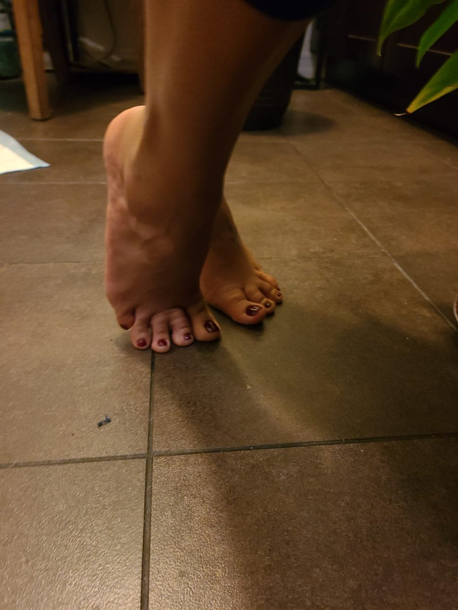 ColorfulFeet's tweet image. #foot #footfetish #toes #footfetishnation #soles #footsoles #footporn #footgoddess #foottattoo #footfetishgroup #feetpics #footpicsformoney #footpics #feetfetishworld #feetformoney #feetlovers #prettyfeet #footfetishcommunity #toesfetish #prettytoes